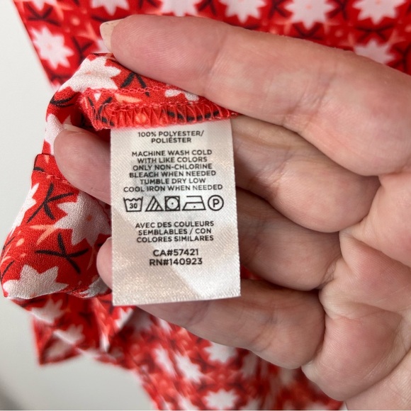 Loft sleeveless red floral blouse, Med tank top, ruffles Coastal PrairieCore - Picture 8 of 8